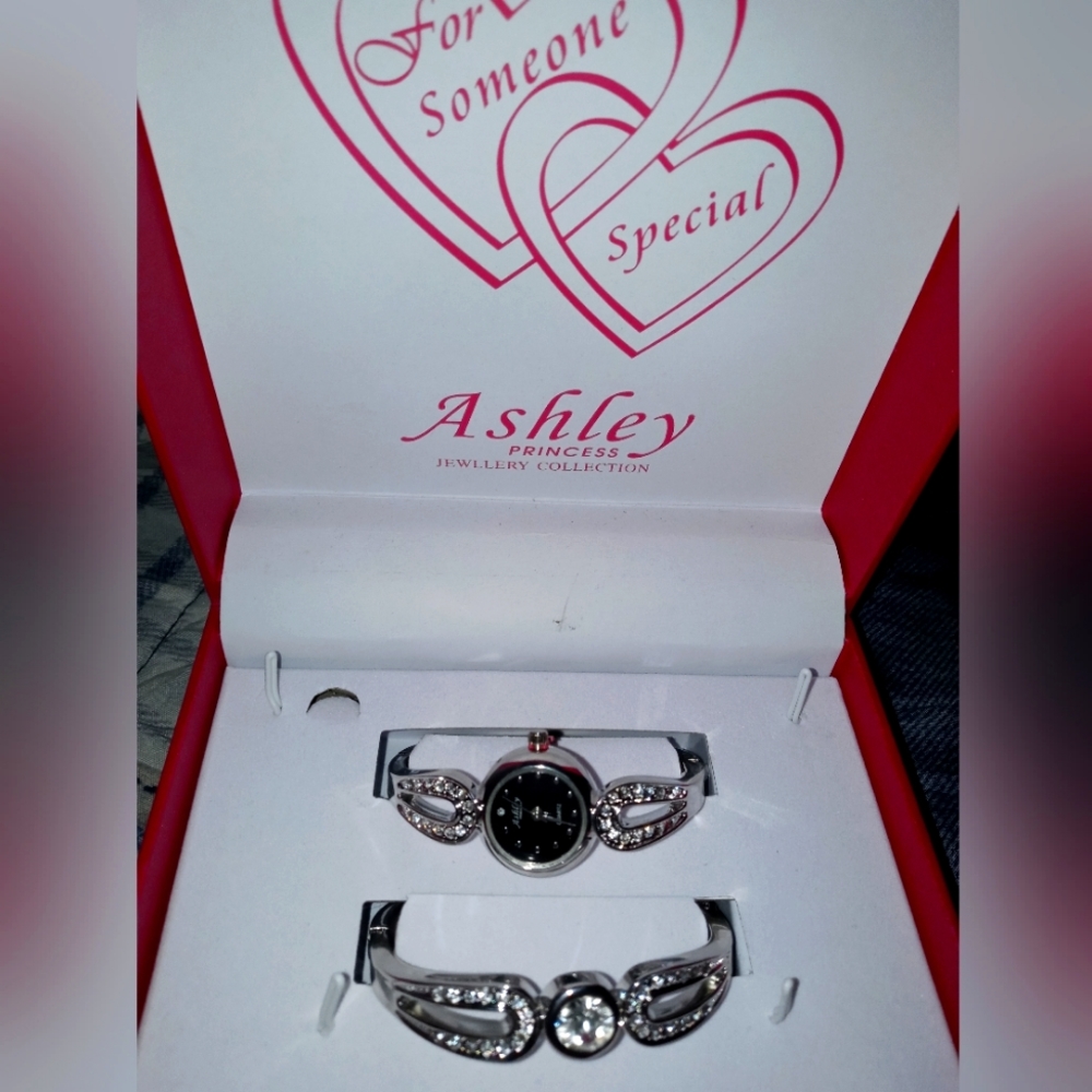 Girls jewelery